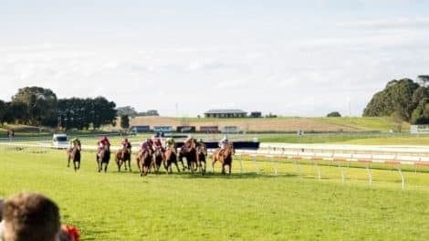 Mount Gambier Gold Cup Carnival